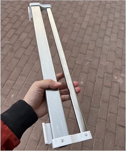 Pull out wardrobe clothes rail - pull-out,